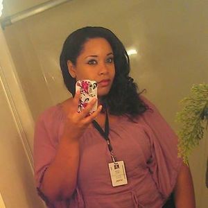 Meet your Posher, Jondia